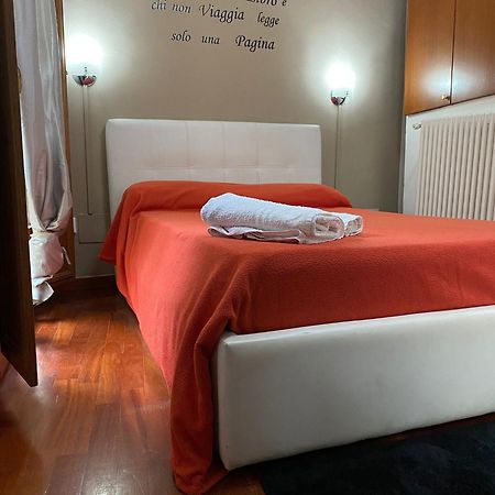 La Casetta Di Nonno Antonio Palerme Extérieur photo