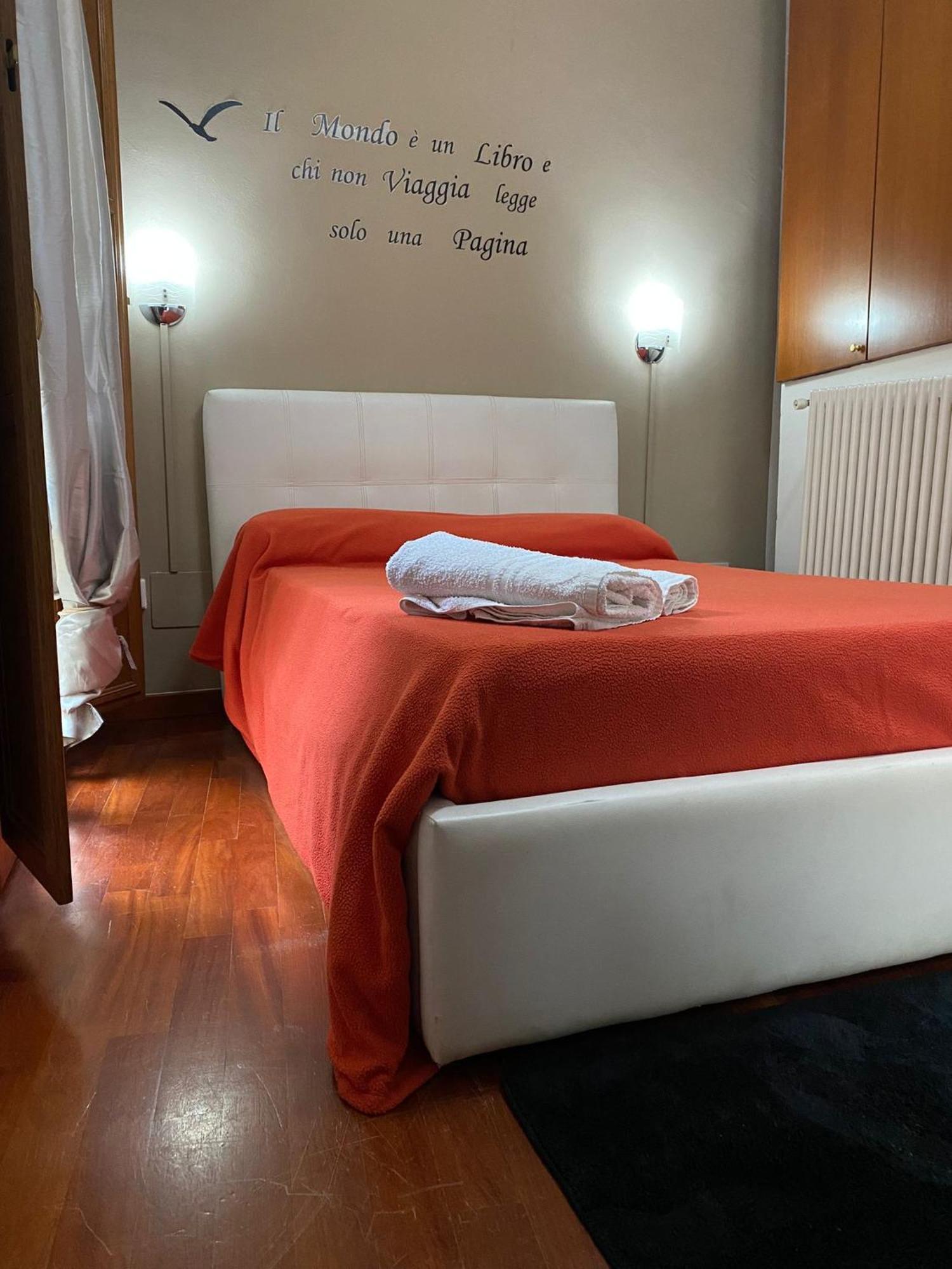La Casetta Di Nonno Antonio Palerme Extérieur photo